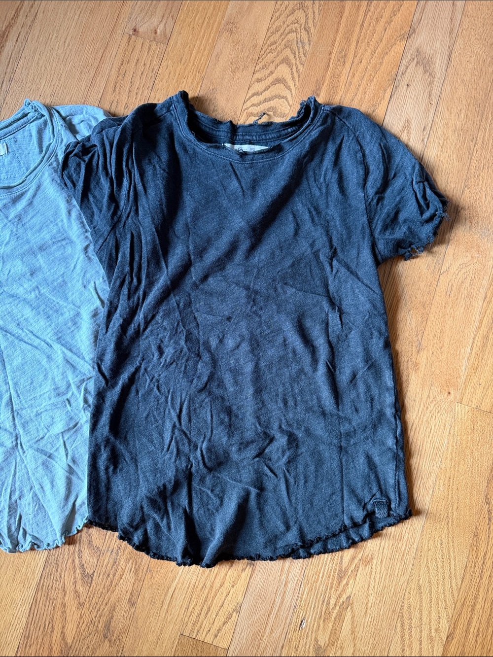Free People Short-Sleeve Ribbed Crewneck Tee - Black & Light Blue distressed - Picture 4 of 5